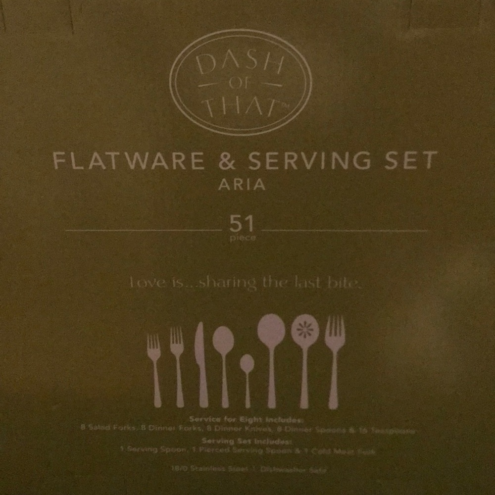 51 piece serving set - Picture 4 of 5